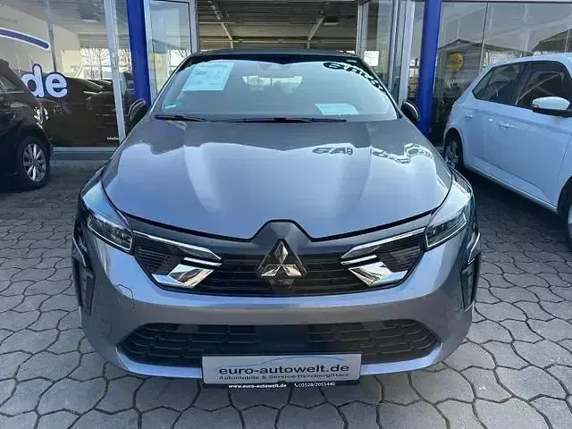Gebraucht Mitsubishi Colt Edition 91 PS (66 kW) 2024 Grau Limousine