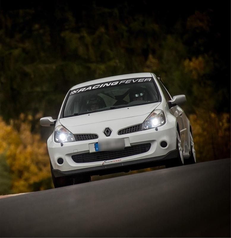 Weiß Gebraucht 2008 Renault Clio III R.S. Kleinwagen | 15.700 € - Bild 1/4
