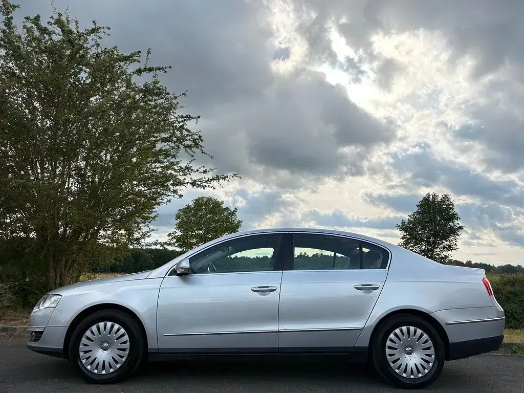 Gebraucht VW Passat Comfortline 122 PS (89 kW) 2008 Silber Limousine