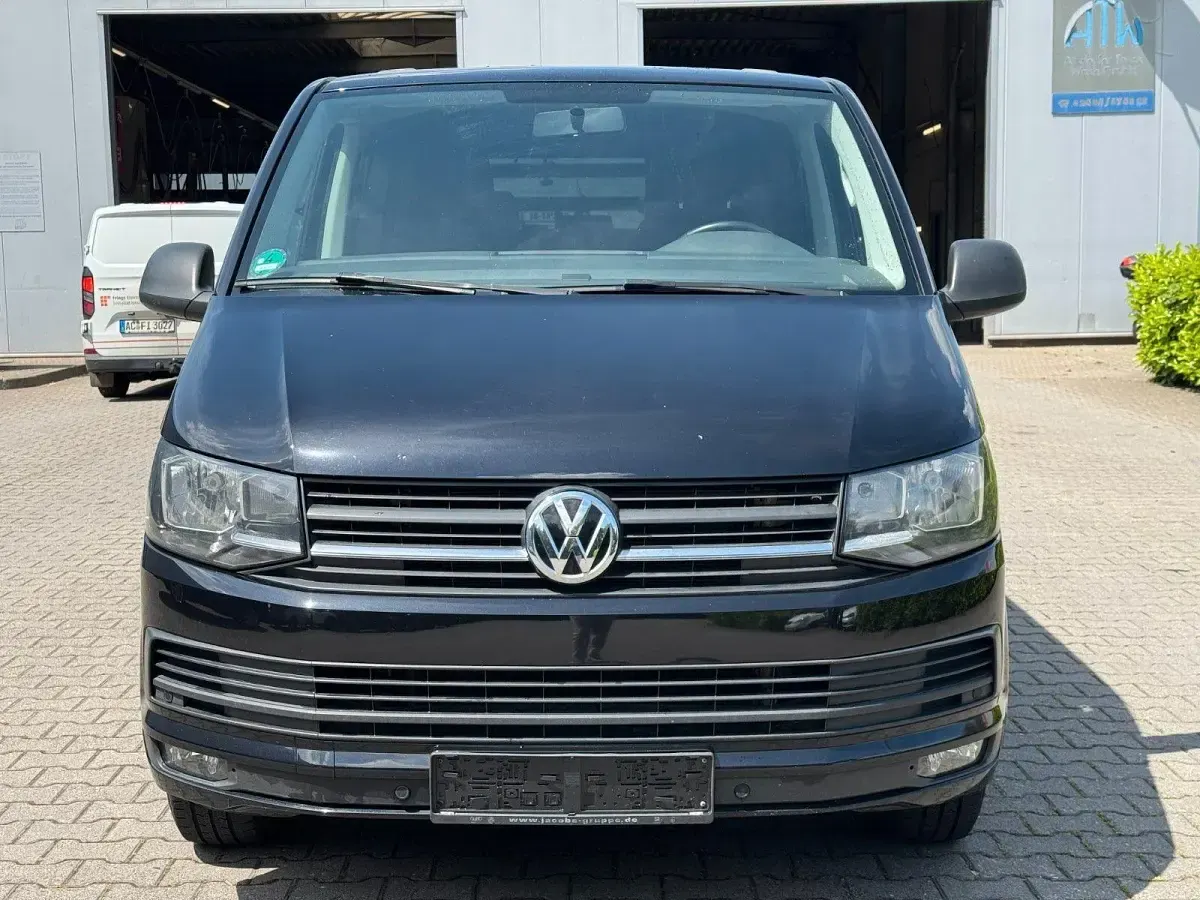 Gebraucht VW Multivan Trendline 102 PS (75 kW) 2016 Schwarz Van / Kleinbus