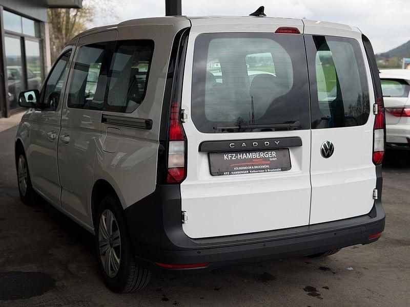 Second-hand VW Caddy 122 CP (89 kW) 2022 Alb Monovolum