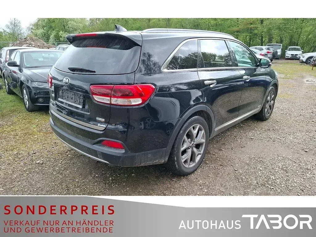 Używany Kia Sorento Platinum 200 KM (147 kW) 2015 Czarny SUV
