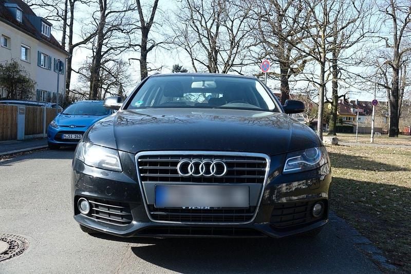 Gebraucht Audi A4 120 PS (88 kW) 2010 Schwarz Kombi