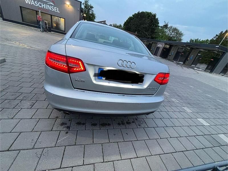 Gebraucht Audi A6 Ambiente 239 PS (175 kW) 2010 Silber Limousine