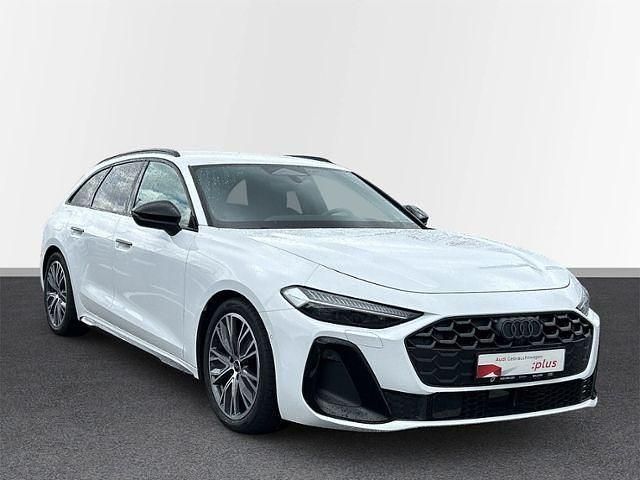 Gebraucht Audi A5 Ambiente 204 PS (150 kW) 2024 Arkonaweiß Coupé