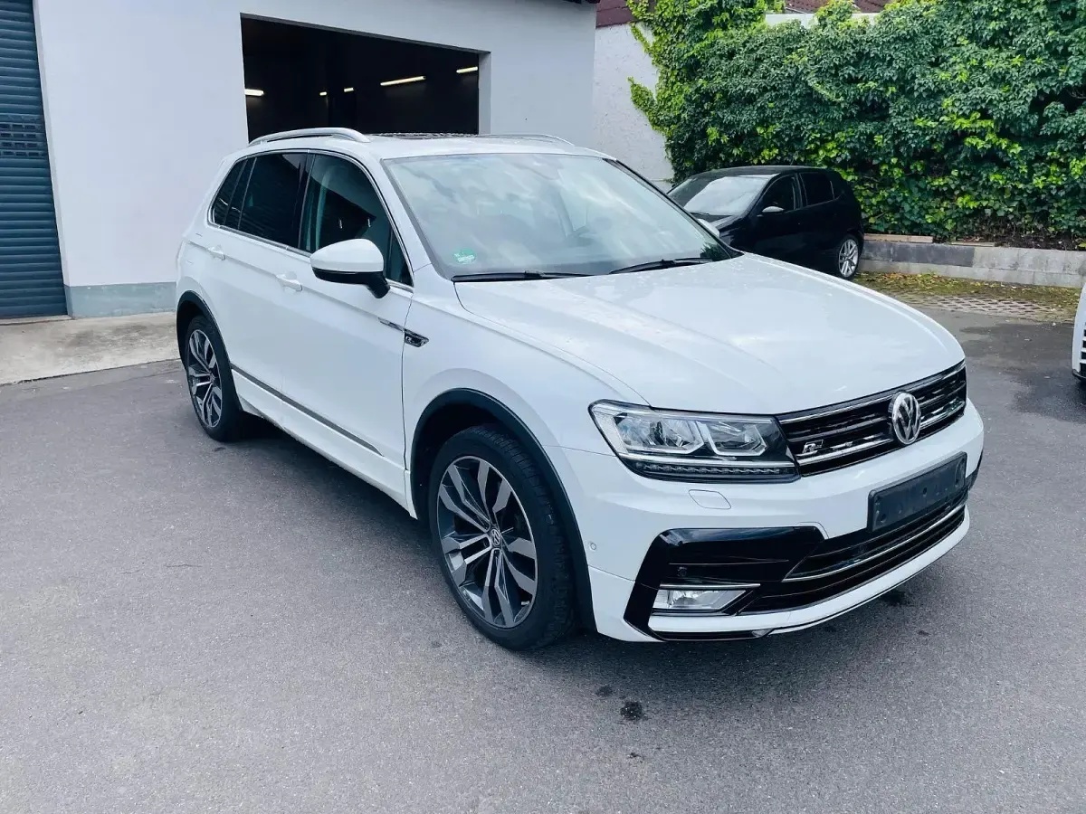Gebraucht VW Tiguan Highline 220 PS (161 kW) 2017 Weiß SUV