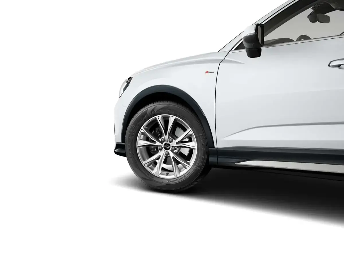 Gebraucht Audi Q3 S-Line 150 PS (110 kW) 2025 Gletscherweiß metallic SUV