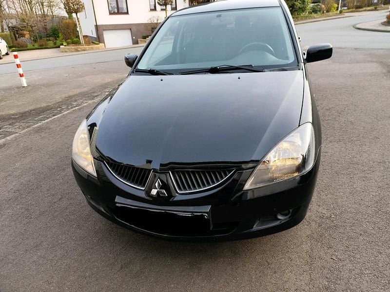 Gebraucht Mitsubishi Lancer 135 PS (99 kW) 2004 Schwarz Kombi