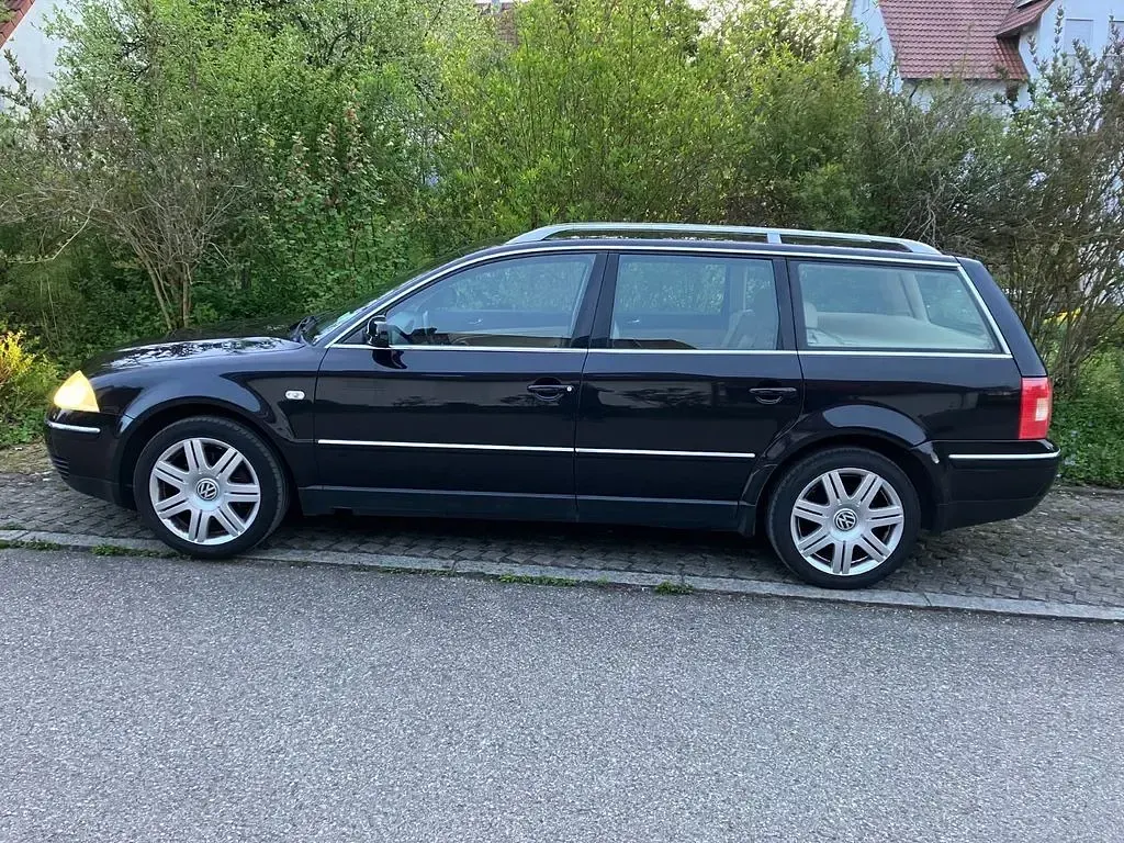 Brugt VW Passat Highline 170 HK (125 kW) 2002 Sort Stationcar