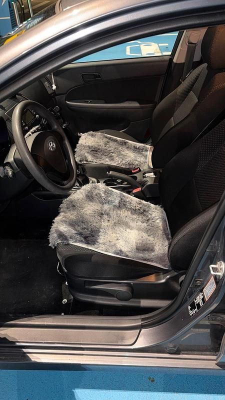 Gebraucht Hyundai i30 109 PS (80 kW) 2011 Grau Kleinwagen