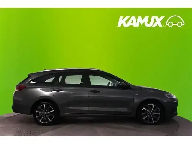 Gebraucht Hyundai i30 Trend 160 PS (117 kW) 2024 Grau Kombi