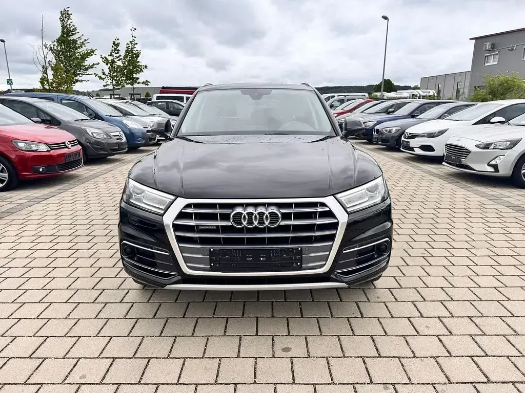 Gebraucht Audi Q5 Sport 190 PS (139 kW) 2018 Schwarz SUV