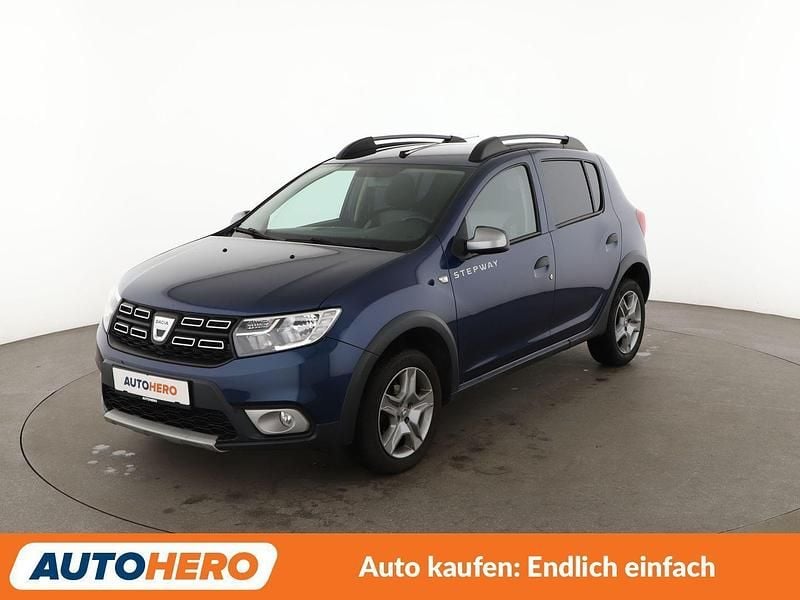 Gebraucht Dacia Sandero Prestige 90 PS (66 kW) 2017 Blau Kleinwagen