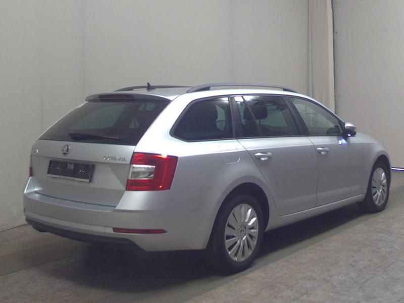 Gebraucht Skoda Octavia Ambition 116 PS (85 kW) 2017 Silber Kombi