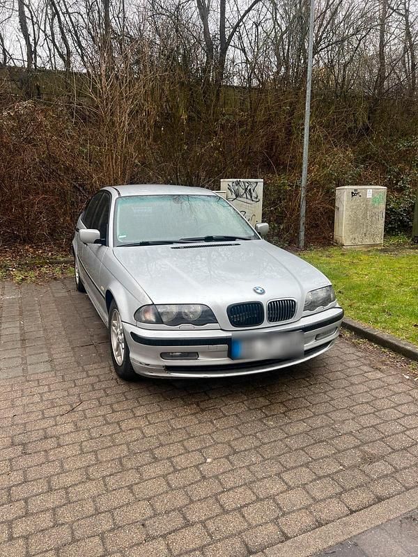 Gebraucht BMW 320 1999 Grau Limousine