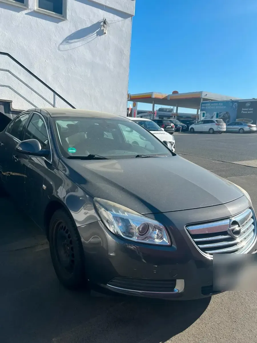 Gebraucht Opel Insignia 116 PS (85 kW) 2009 Grau Limousine
