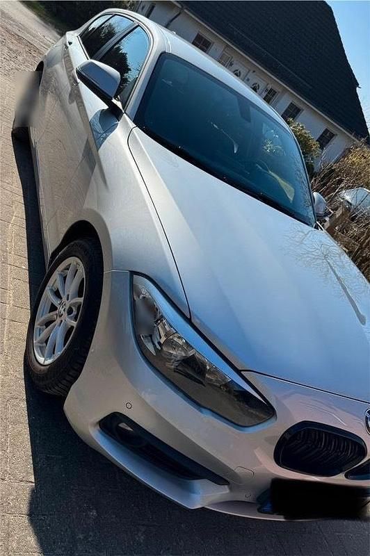 Gebraucht BMW 116 116 PS (85 kW) 2018 Grau Kleinwagen