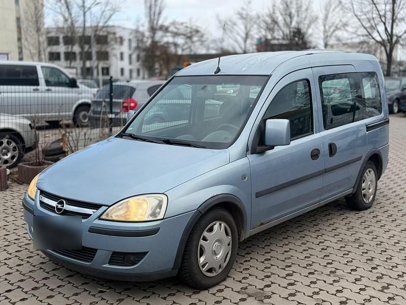 Gebraucht Opel Combo 75 PS (55 kW) 2008 Blau Van / Kleinbus