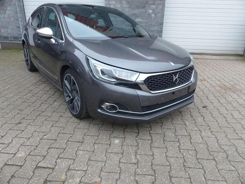 Gebraucht DS Automobiles DS4 179 PS (131 kW) 2016 Platiniumgrau/metallic Kleinwagen