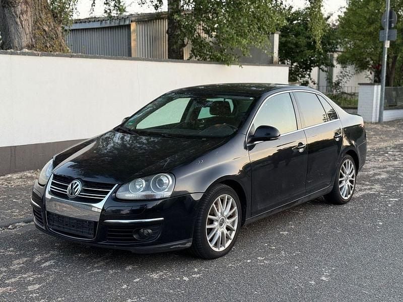 Schwarz Gebraucht 2006 VW Jetta Sportline Limousine | 1.549 € (Superpreis) - Bild 1/4