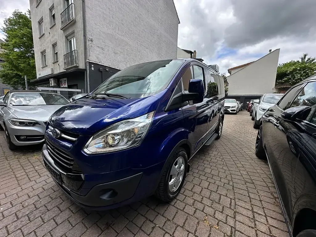 Gebraucht Ford Tourneo 170 PS (125 kW) 2018 Other Van / Kleinbus