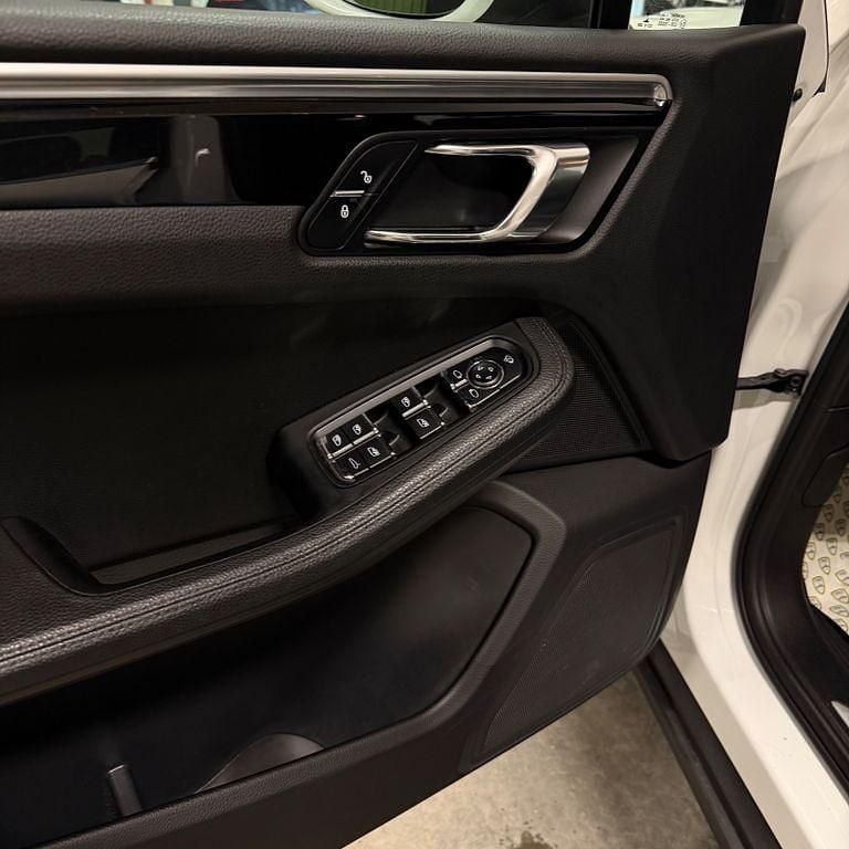 Gebraucht Porsche Macan S 258 PS (189 kW) 2017 Weiß SUV