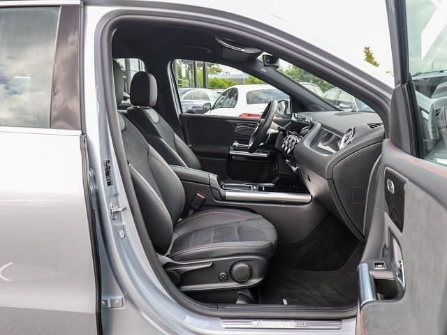 Gebraucht Mercedes B220 Premium 190 PS (139 kW) 2024 Andere farbe Kleinwagen