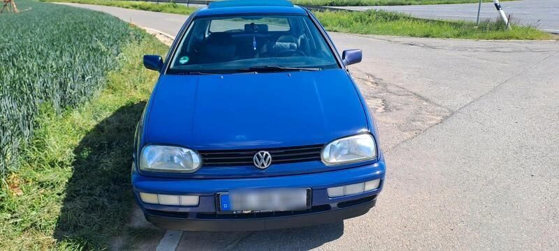 Blau Gebraucht 1997 VW Golf III Kleinwagen | 1.250 € (Fairer Preis) - Bild 1/4