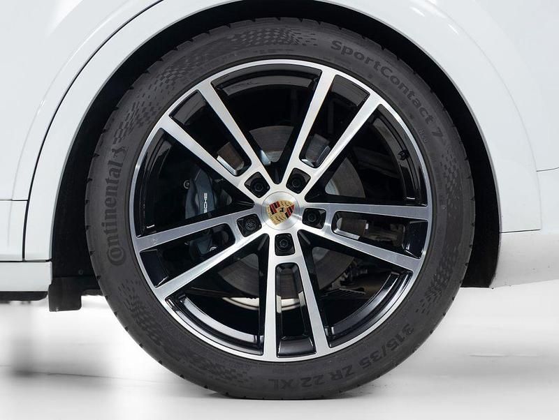 Gebraucht Porsche Cayenne 470 PS (345 kW) 2024 Weiß SUV