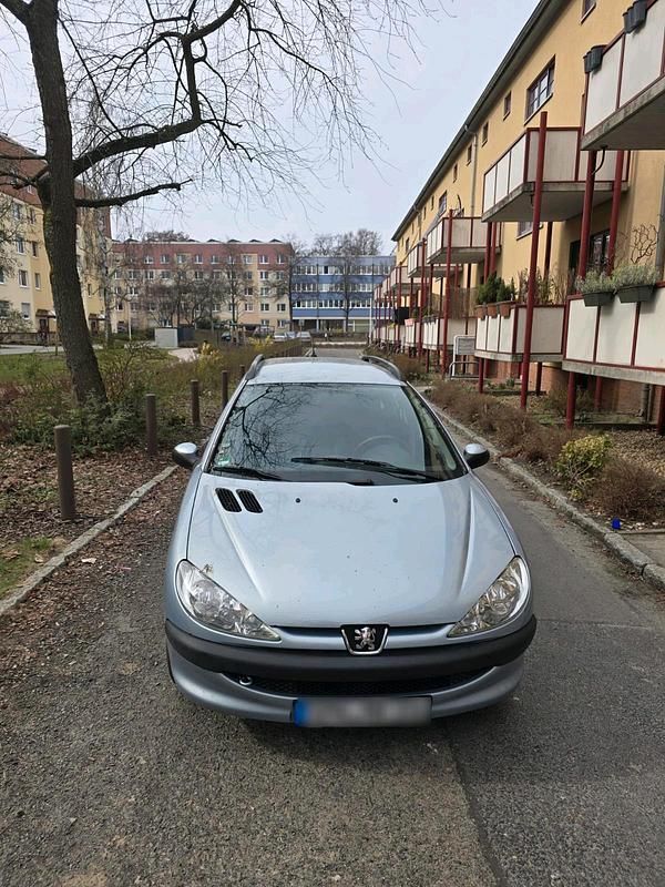 Gebraucht Peugeot 206 75 PS (55 kW) 2003 Blau Kombi