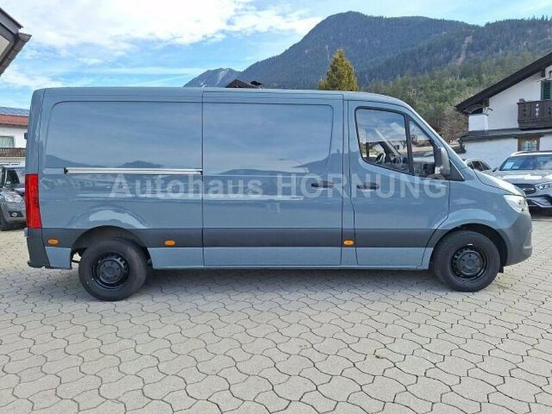 Gebraucht Mercedes Sprinter 114 PS (83 kW) 2023 Blaugrau Van