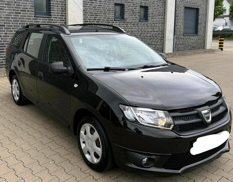Schwarz Gebraucht 2016 Dacia Logan MCV Kombi | 4.290 € (Guter Preis) - Bild 1/4