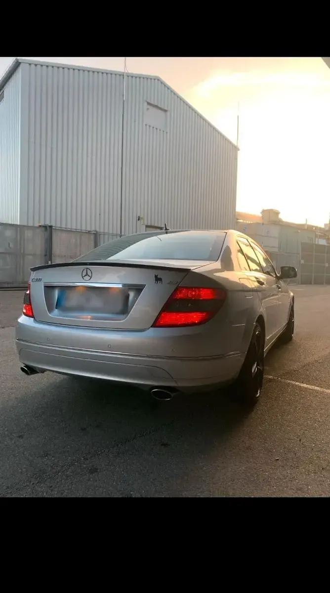 Gebraucht Mercedes C230 204 PS (150 kW) 2008 Silber Limousine