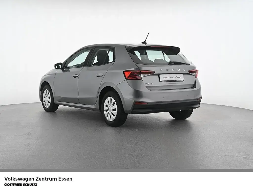 Gebraucht Skoda Fabia Essence 80 PS (58 kW) 2024 Grau Kleinwagen