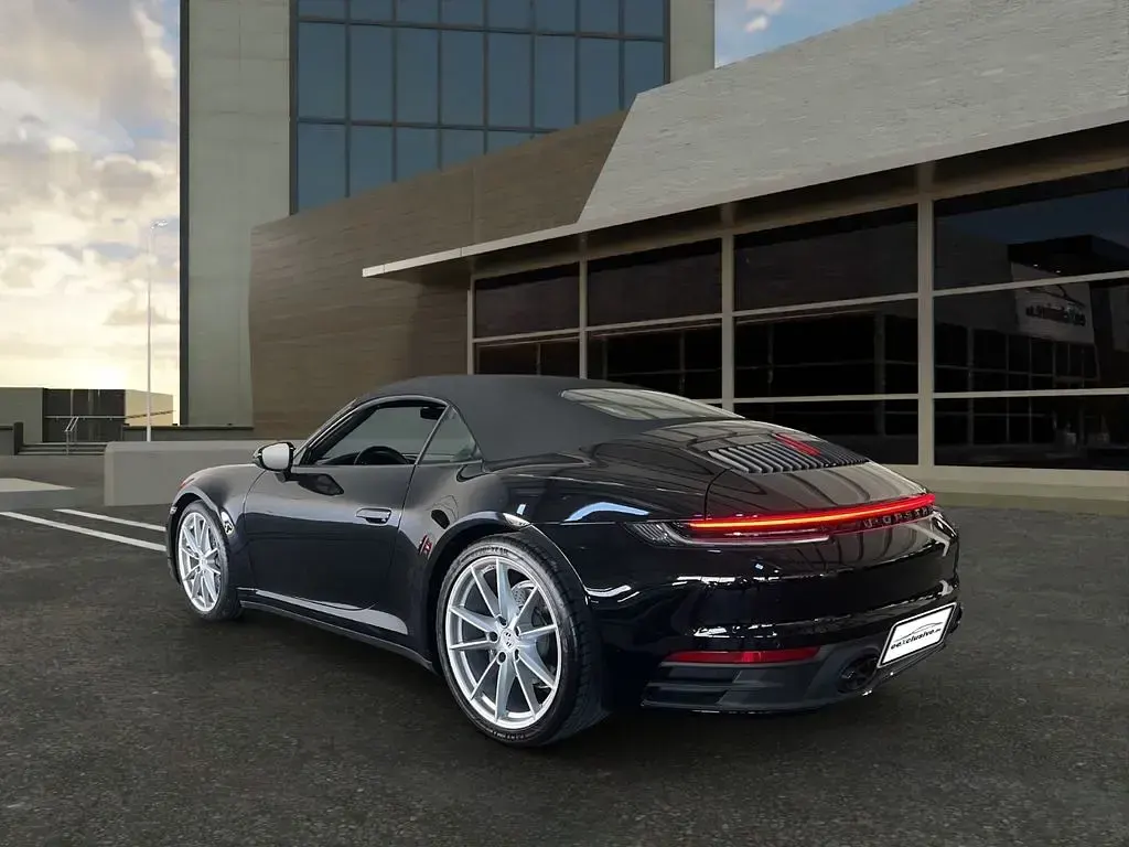 Gebraucht Porsche 911 385 PS (283 kW) 2022 Schwarz Cabrio