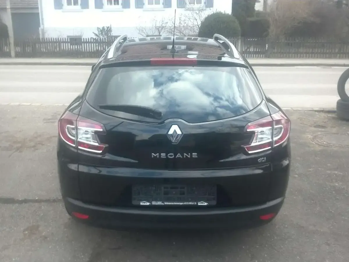 Gebraucht Renault Mégane GrandTour 110 PS (80 kW) 2016 Schwarzmet. Kombi