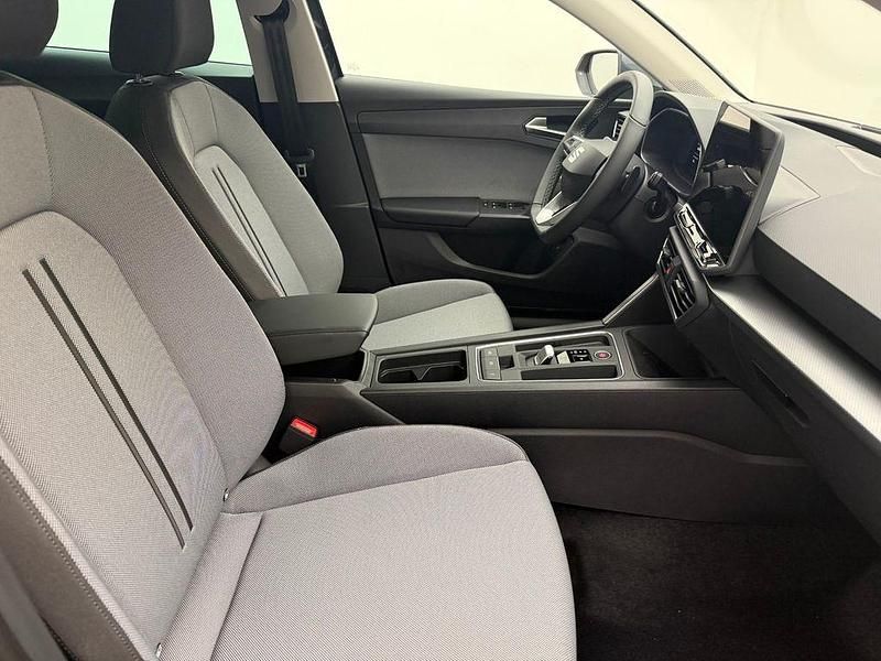 Ny Seat Leon Style 204 HK (150 kW) 2025 Blå Sedan
