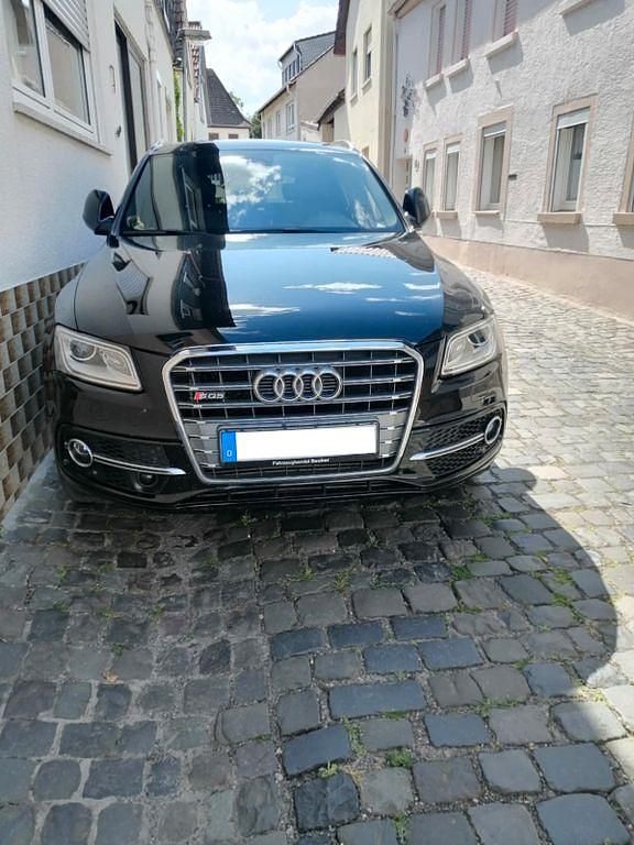 Schwarz Gebraucht 2014 Audi SQ5 Sport SUV | 17.500 € (Etwas zu teuer) - Bild 1/4