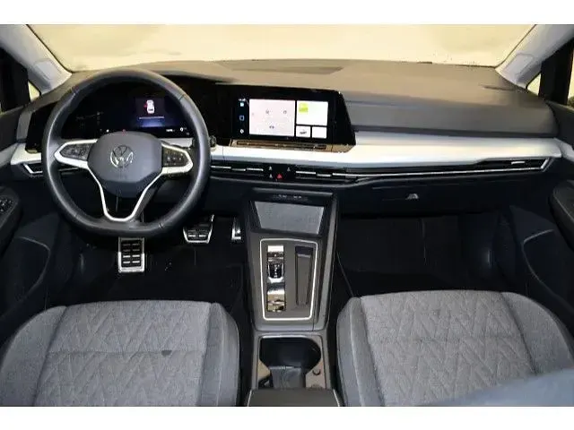 Gebraucht VW Golf VIII Move 110 PS (80 kW) 2024 Schwarz Kombi