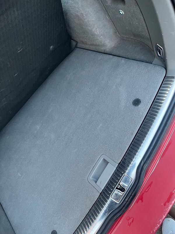 Gebraucht VW Bora 131 PS (96 kW) 2004 Rot Kombi