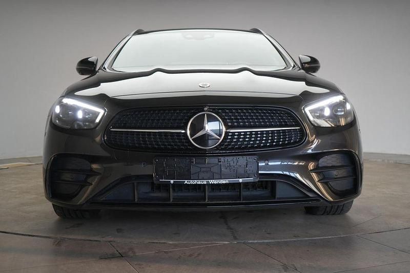 Gebraucht Mercedes E300 AMG 265 PS (194 kW) 2023 Grau Limousine