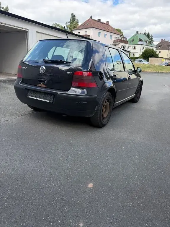 Gebraucht VW Golf IV 101 PS (74 kW) 2003 Schwarz Limousine