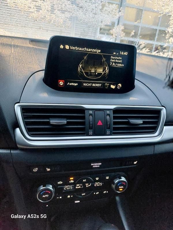 Gebraucht Mazda 3 122 PS (89 kW) 2018 Blau Limousine