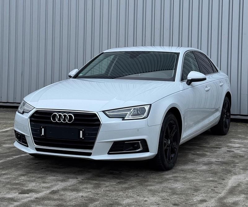 Gebraucht Audi A4 Ambiente 190 PS (139 kW) 2016 Weiß Limousine