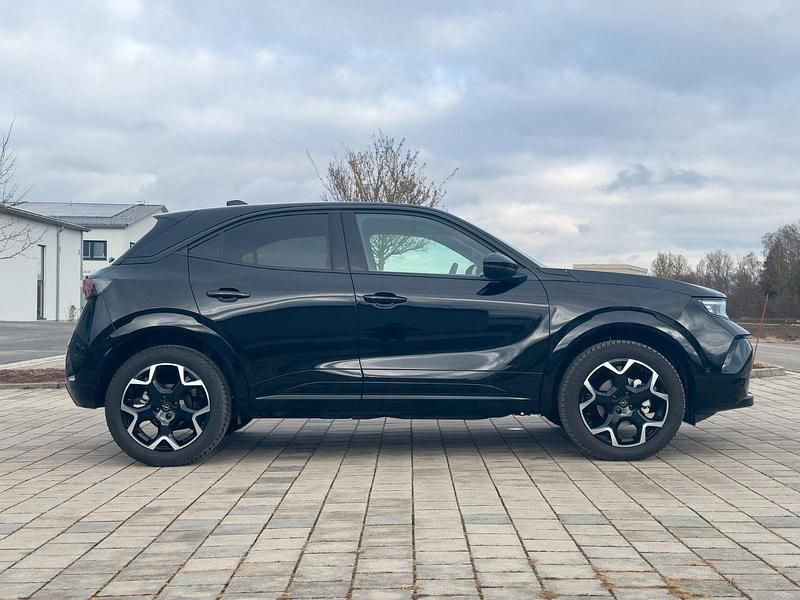 Gebraucht Opel Mokka 131 PS (96 kW) 2025 Schwarz SUV
