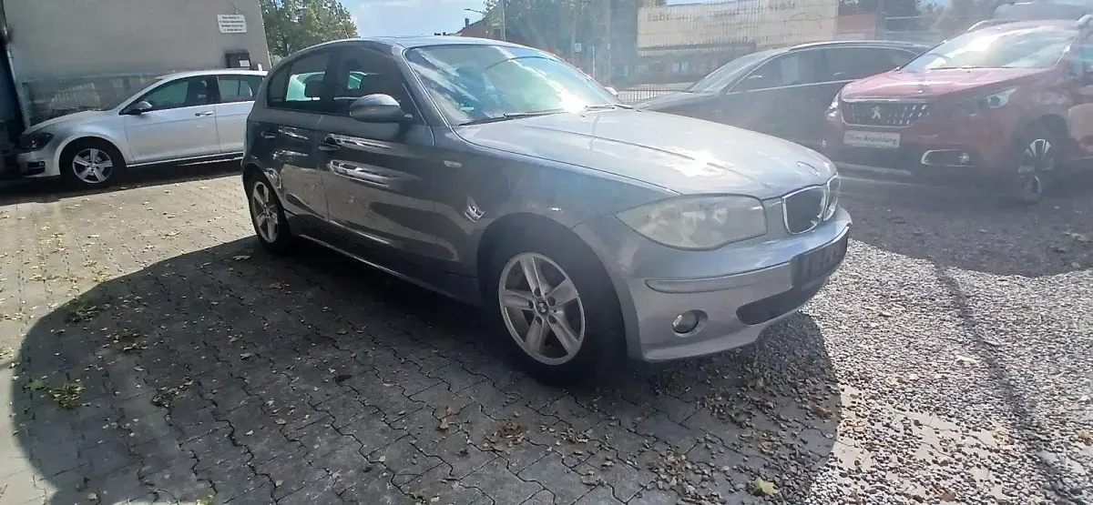 Gebraucht BMW 116 115 PS (84 kW) 2005 Grau Kleinwagen