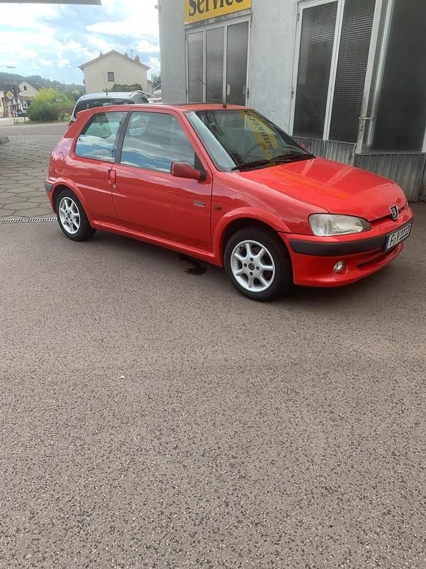 Rot Gebraucht 1998 Peugeot 106 Sport Kleinwagen | 1.650 € (Etwas zu teuer) - Bild 1/4