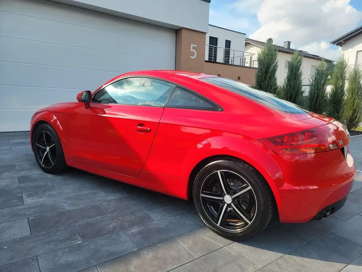 Gebraucht Audi TT Sport 160 PS (117 kW) 2009 Rot Coupé
