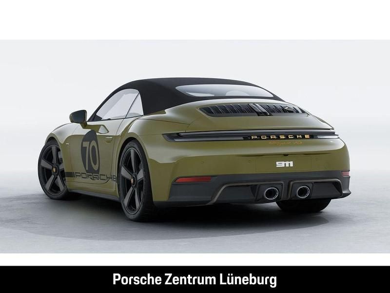 Neu Porsche 911 541 PS (397 kW) 2026 Olive neo Cabrio
