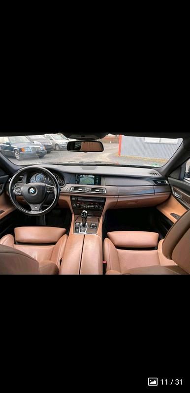 Gebraucht BMW 750L 449 PS (330 kW) 2010 Schwarz Limousine